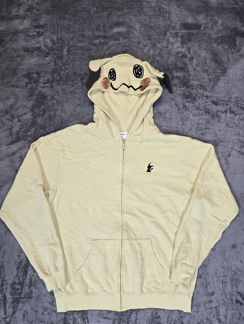 Pokemon Center 2020 Mimikyu Full Zip Hoodie Size Adult Medium Yellow